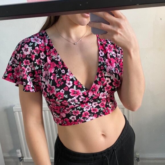 H&M Women's Floral Wrap CropTop - Pink and Black Size Medium - Picture 1 of 9